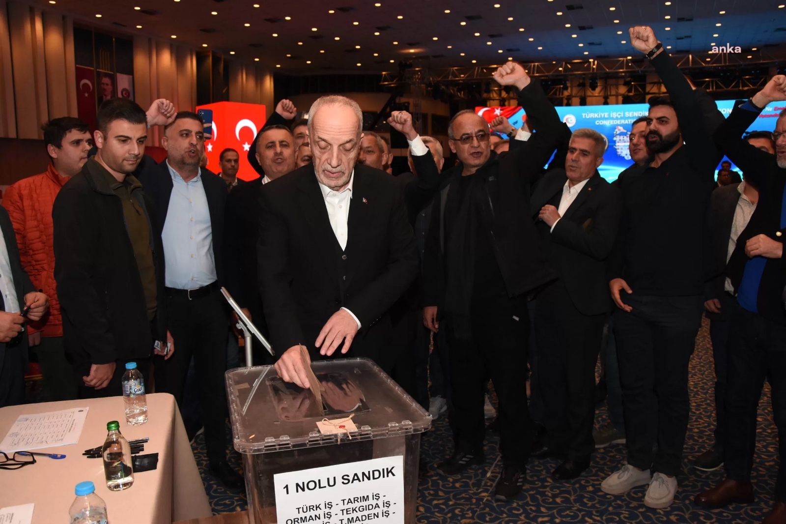 Ergün Atalay, yeniden TÜRK-İŞ Başkanlığına seçildi