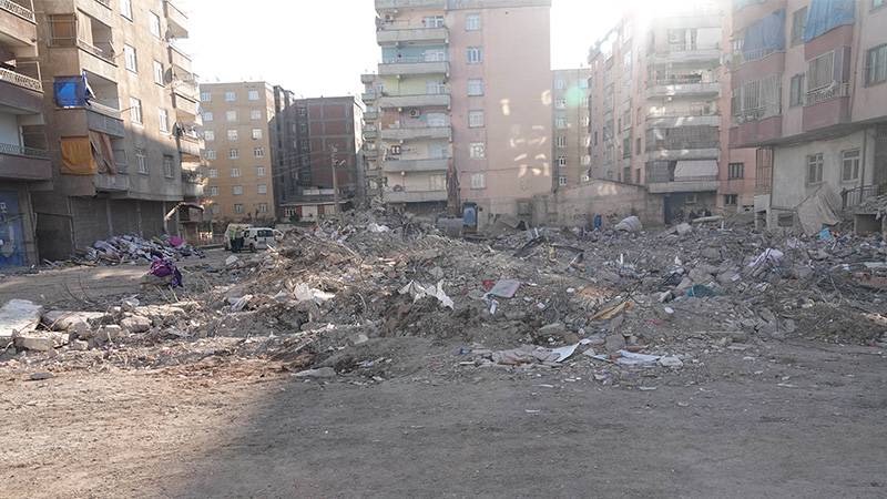 Ölümün gölgesinde adalet: Kahramanmaraş'taki Ezgi Apartmanı davasında yeni gelişme!