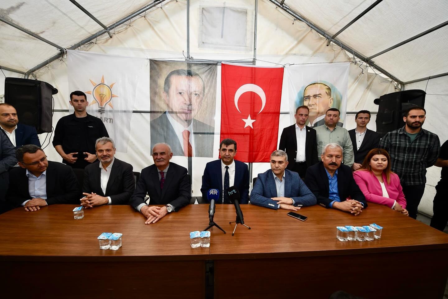 AKP Genel Başkan Yardımcısı Yılmaz: Artık nezaket dönemindeyiz, kucaklaşacağız