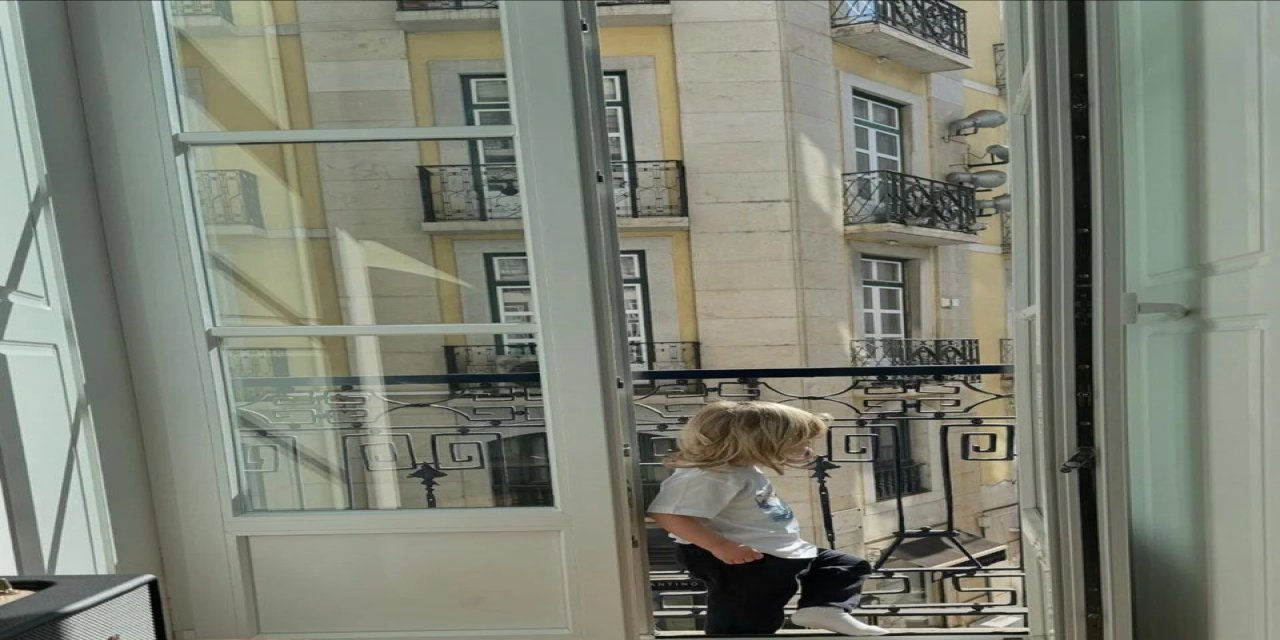 Ünlü modacı Başak Dizer oğlu Kurt Efe ile Lizbon tatilinde görüntülendi