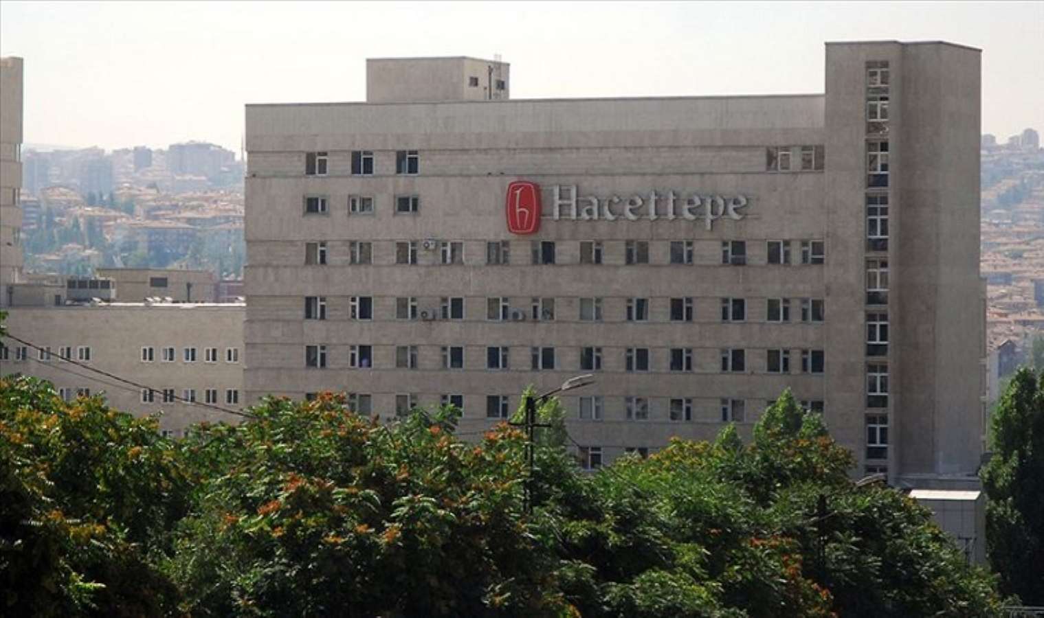 Hacettepe Üniversitesi'nden kamuoyuna şikayet: HÜT isimli grup öğrenci dövüyor, güvenliği tehdit ediyor