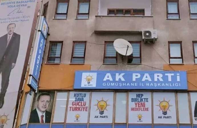AKP’nin Gümüşhane il ve ilçe başkanlığı satışa çıkarıldı