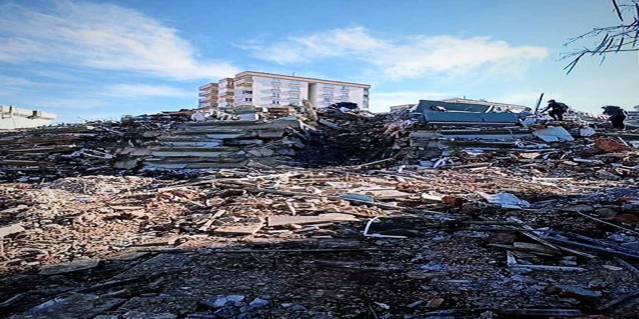 146 kişinin öldüğü sitenin müteahhidi, teknik sorumlunun ölen mühendis olduğunu söyledi