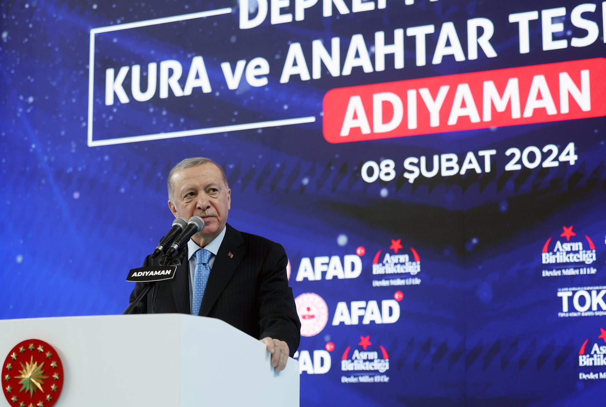Erdoğan, AKP’de vatandaşa ‘tıpış tıpış o vereceksiniz’ dayatmasının olmadığını iddia etti
