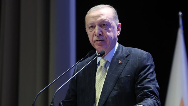 Erdoğan, AKP il başkanlarıyla bir araya geldi