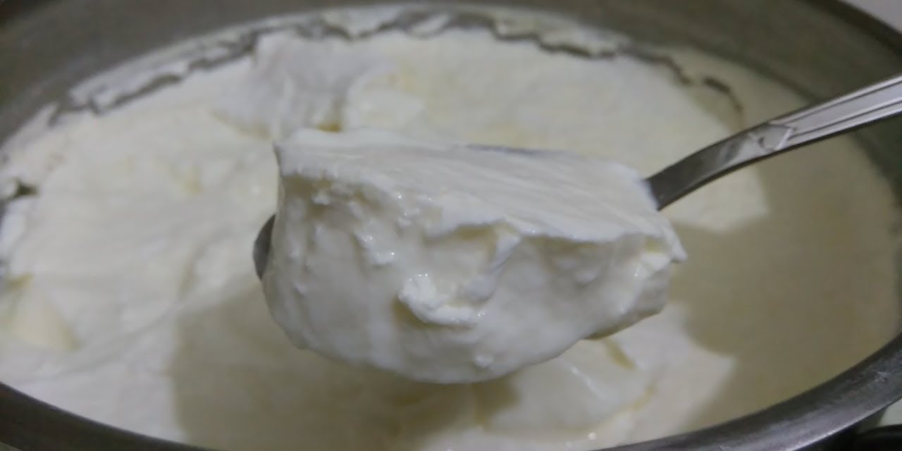 Evde en kolay yoğurt nasıl mayalanır? Kaya gibi sert ve asla sulu olmayan yoğurt yapımının püf noktaları