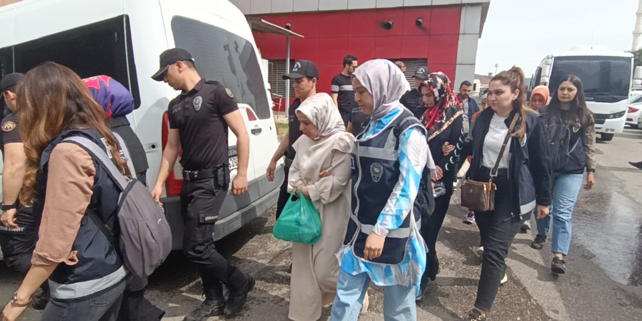 Gaziantep'te FETÖ'ye operasyon: 13 kişi gözaltına alındı
