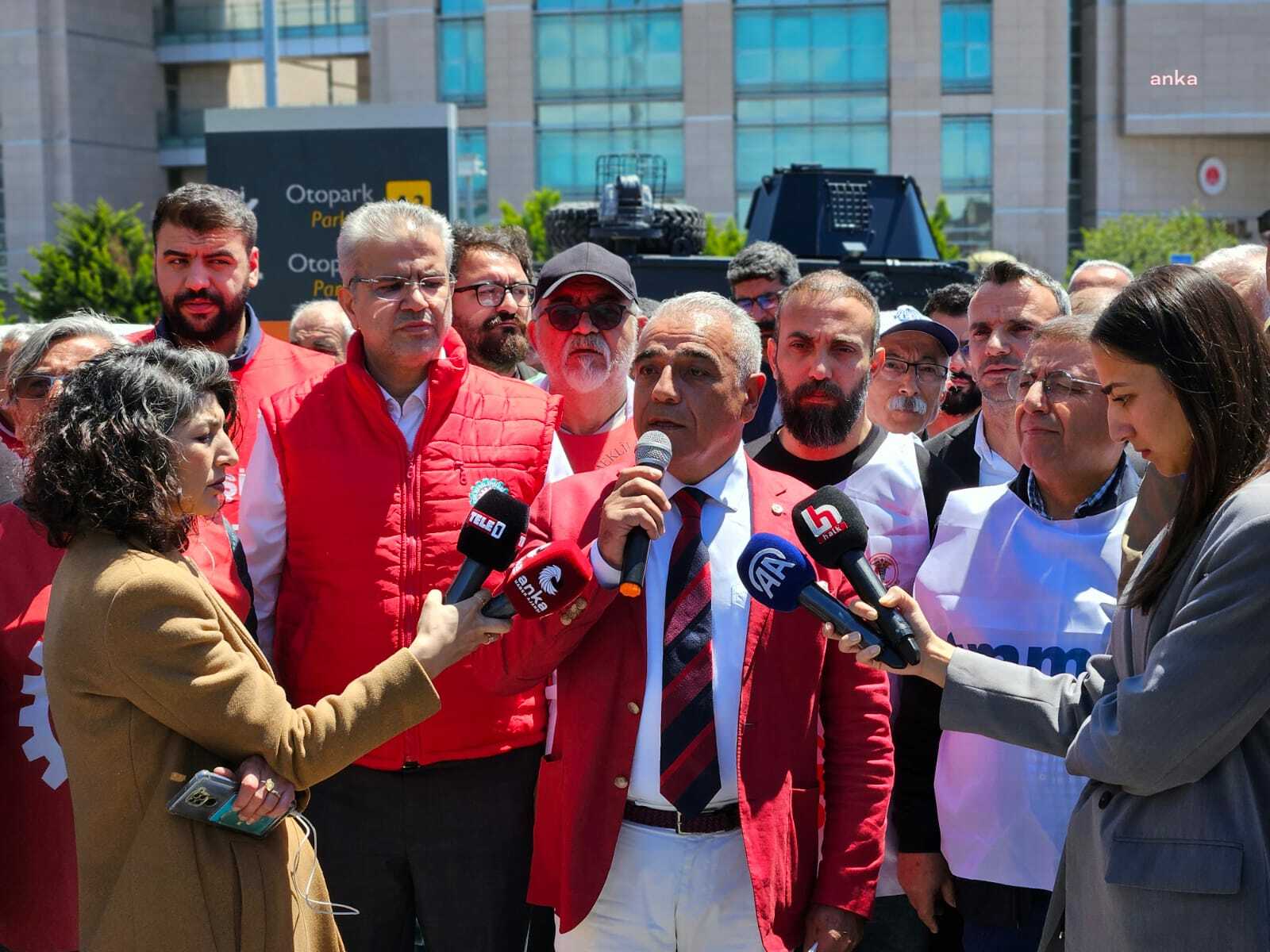 DİSK’ten Taksim açıklaması: Asıl suçlu Taksim'i 1 Mayıs’a yasaklayanlardır
