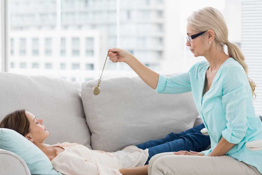 Hipnoterapi nedir, ne işe yarar?