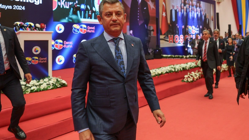 Özel, yeni anayasa tartışmalarına değindi: 'Geçim sorununu görünmez kılmasına karşıyız'