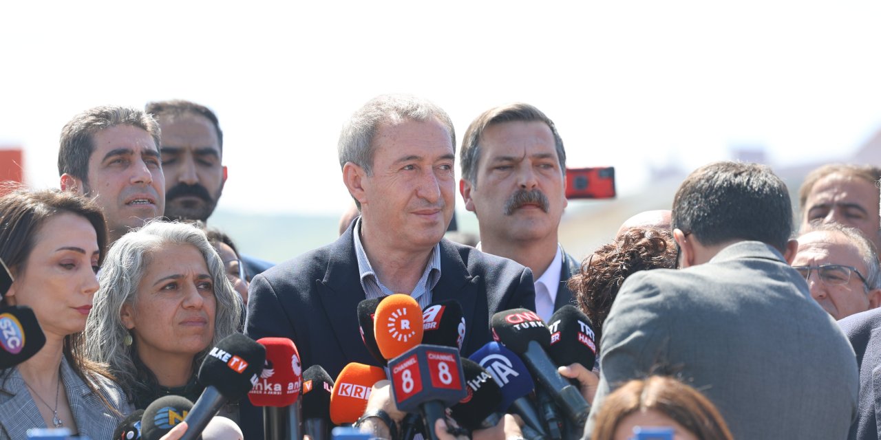 DEM Parti'den Kobane kararlarına tepki: '12 Eylül davalarının ruhu yeniden ruhu hortladı'