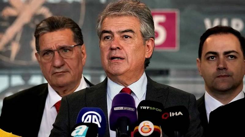 Galatasaray Başkan adayı Batum, Başkan Özbek'i eleştirdi: Bir siyasiye destek veremez