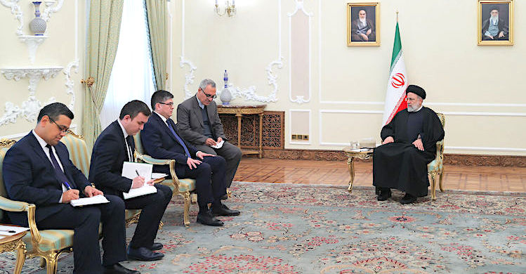 İran Hükümeti olağanüstü toplantı yapıyor