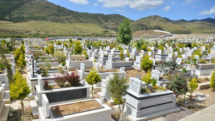 Enflasyon cenaze masraflarını da vurdu: Boş mezar yeri 4 bin TL oldu