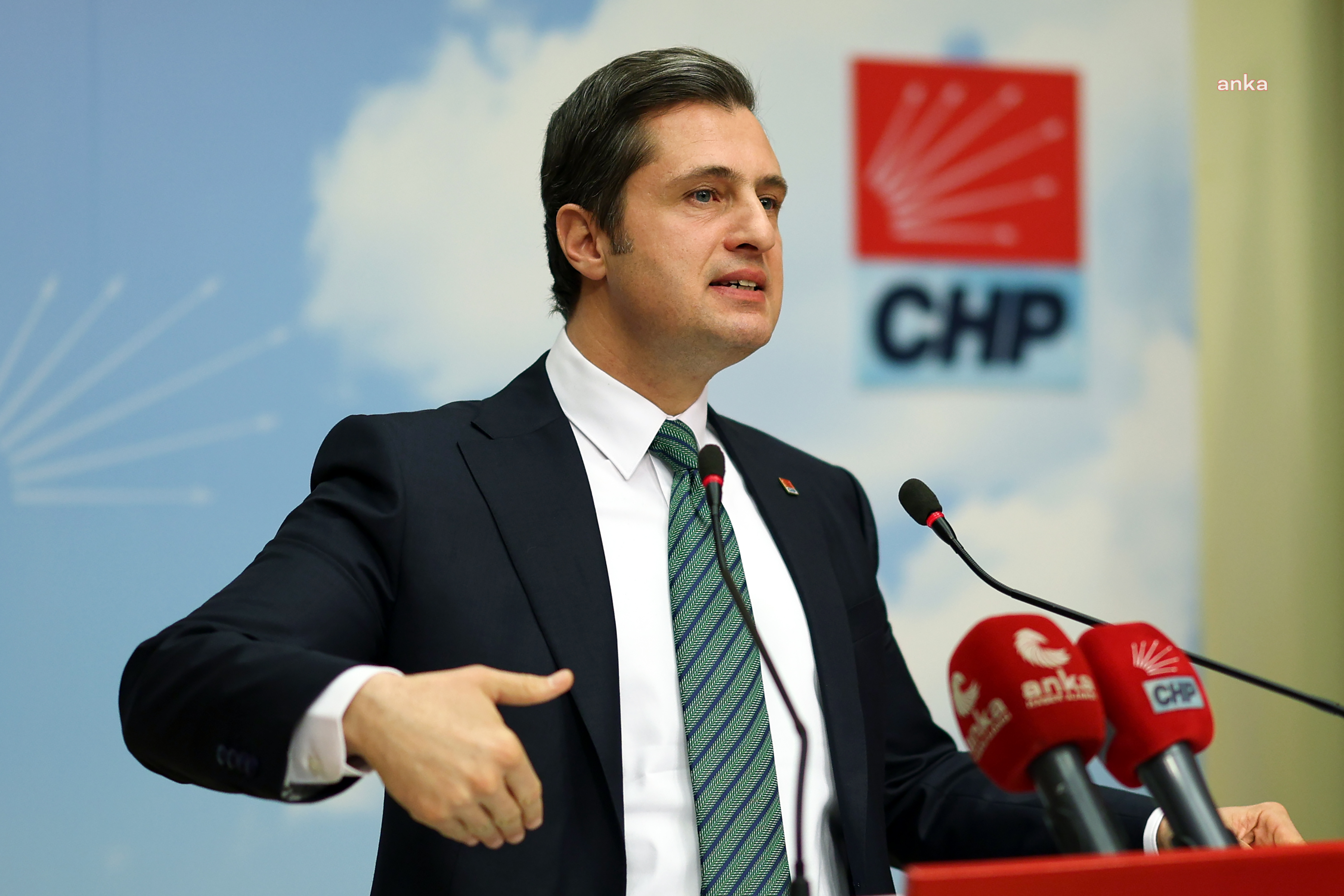 CHP Sözcüsü’nden, “etki ajanlığı” düzenlemesine tepki: Yasallaşması AKP’nin yepyeni bir otoriteleşme dönemini başlatması demek