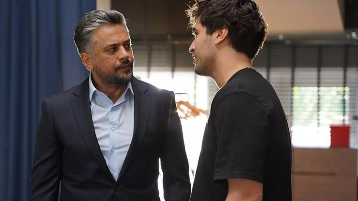 Yalı Çapkını'nda beklenmedik ayrılık! Sevilen oyuncu yeni sezonda olmayacak