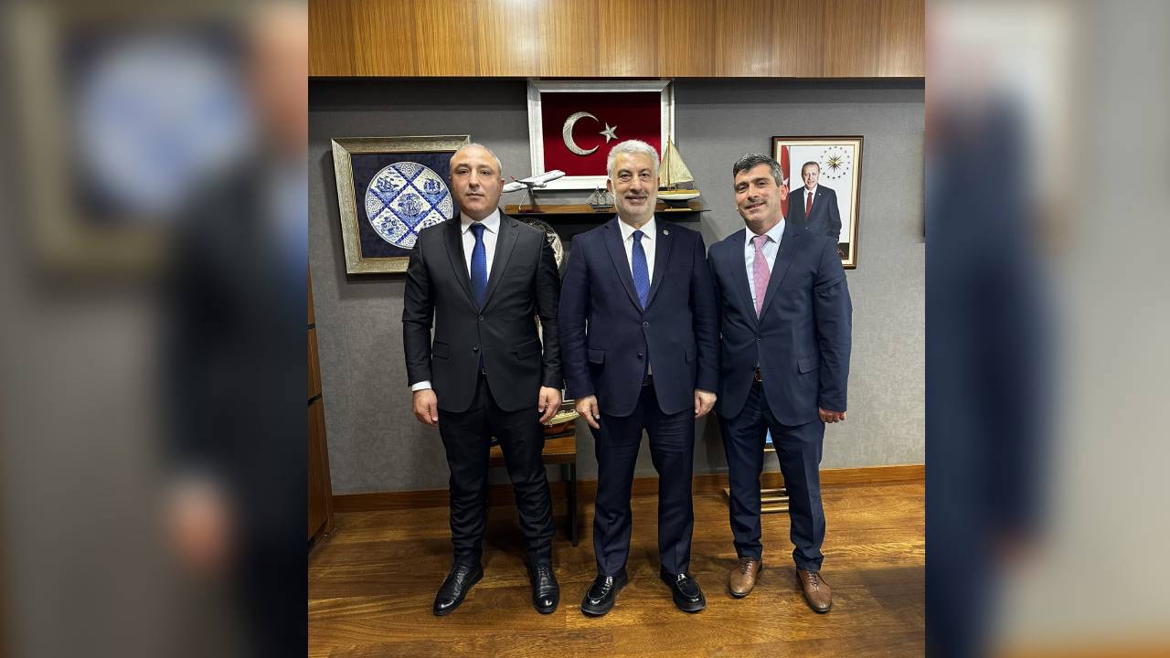 CHP'li Öztürkmen kamuda torpilin fotoğrafını paylaştı: Sınavda sonuncu, mülakatta birinci!