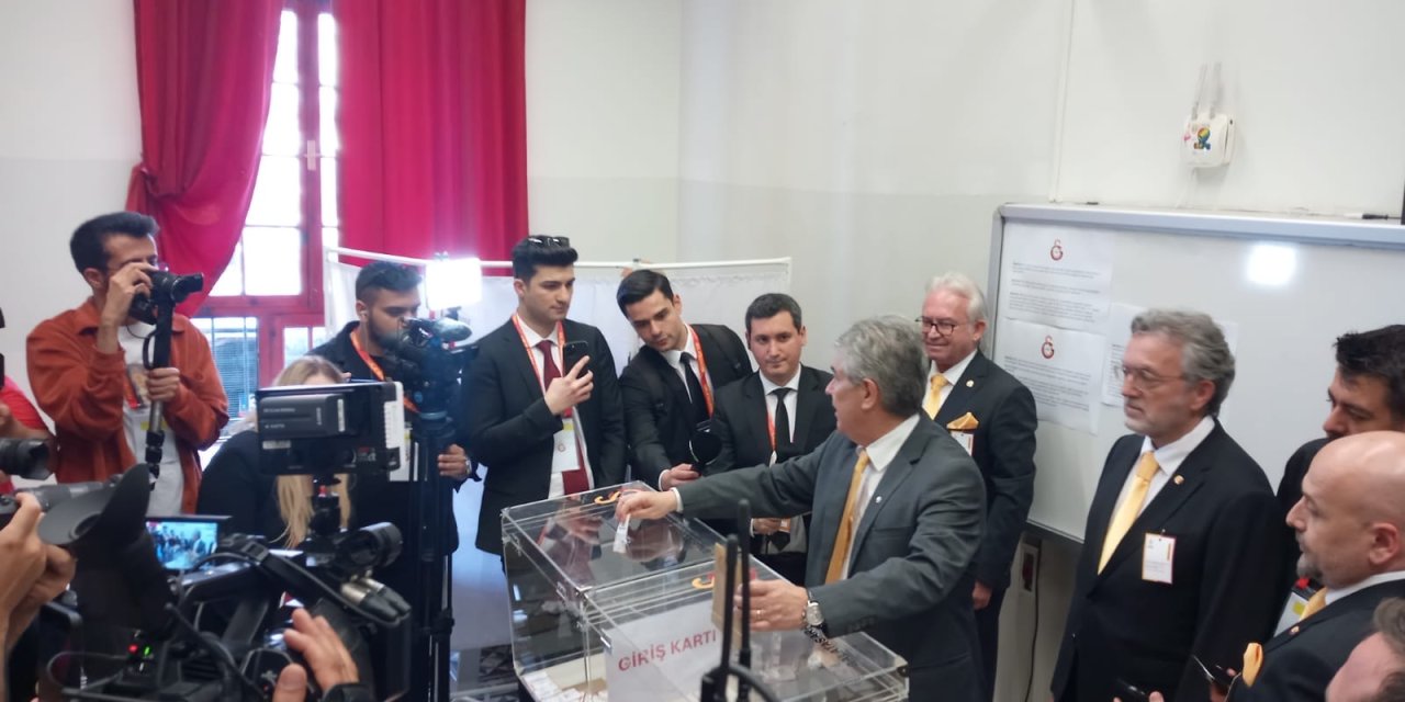 Galatasaray’da tarihi seçim… Oy verme işlemi 15.00’te sona erecek