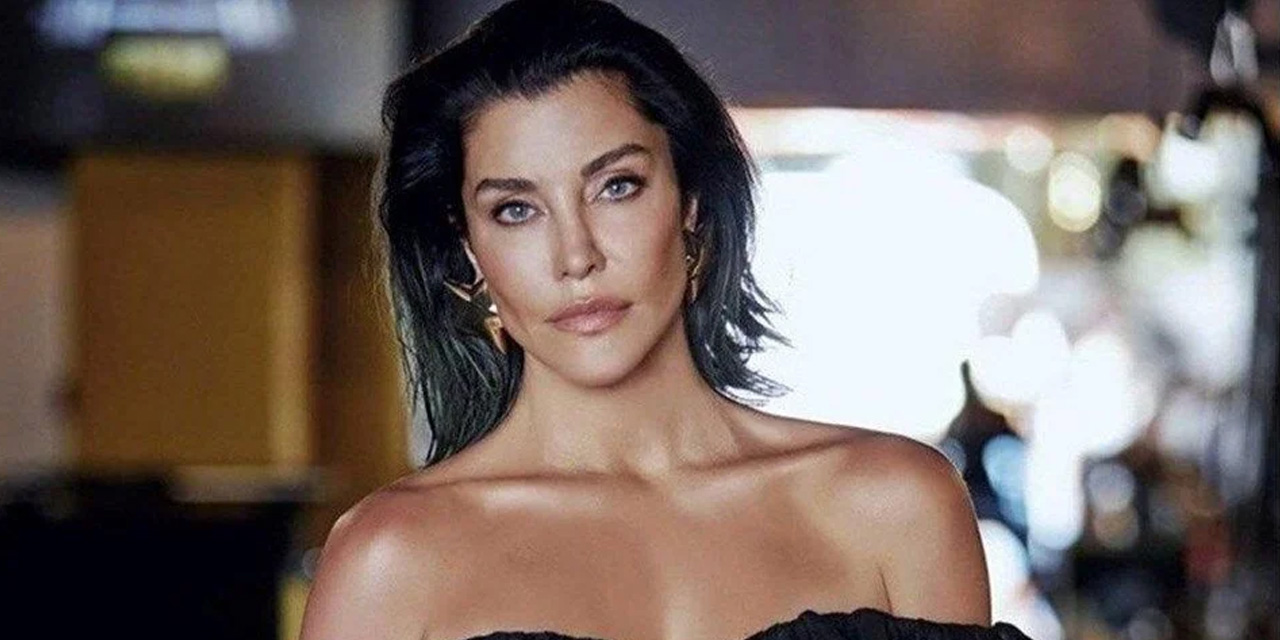 Deniz Akkaya paylaşımlarında aile içi olayları ifşa etmeye devam ediyor