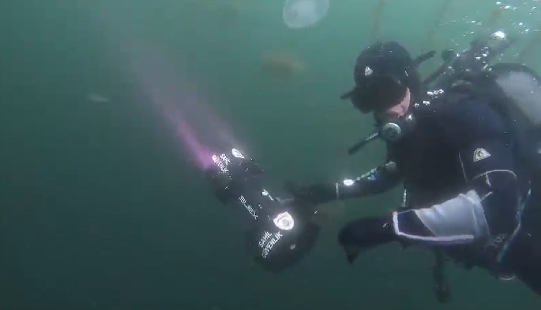 Kayıp 4 mürettebatı arama çalışmaları 13 gündür sürüyor