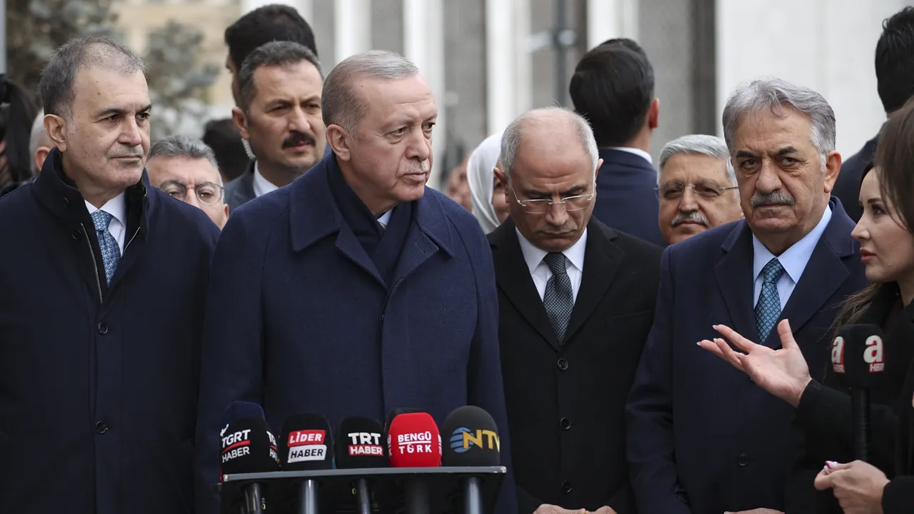 Gazeteci Murat Yetkin, Erdoğan'ın A Haber muhabirini azarlamasını değerlendirdi