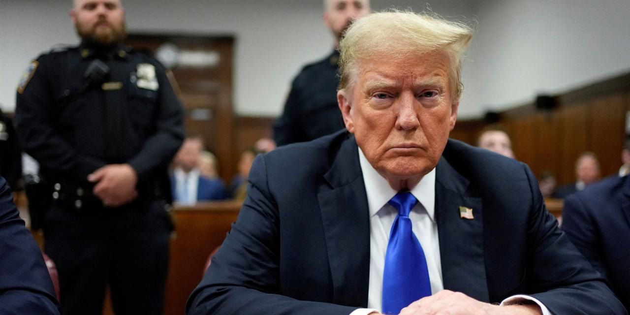 Eski ABD Başkanı Donald Trump, "sus payı" davasında suçlu bulunan ilk eski başkan oldu