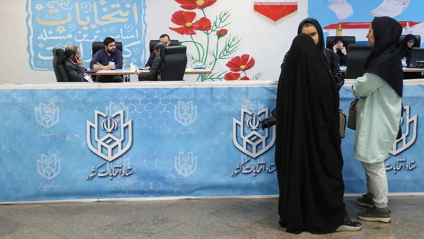 Reisi sonrası İran'da seçim süreci: 12 aday var