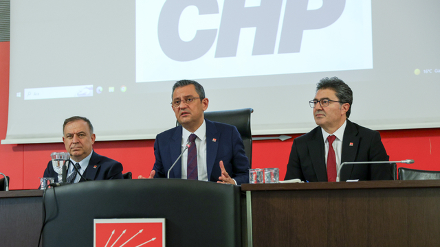 Özgür Özel, CHP İl Başkanları Toplantısı'na katıldı