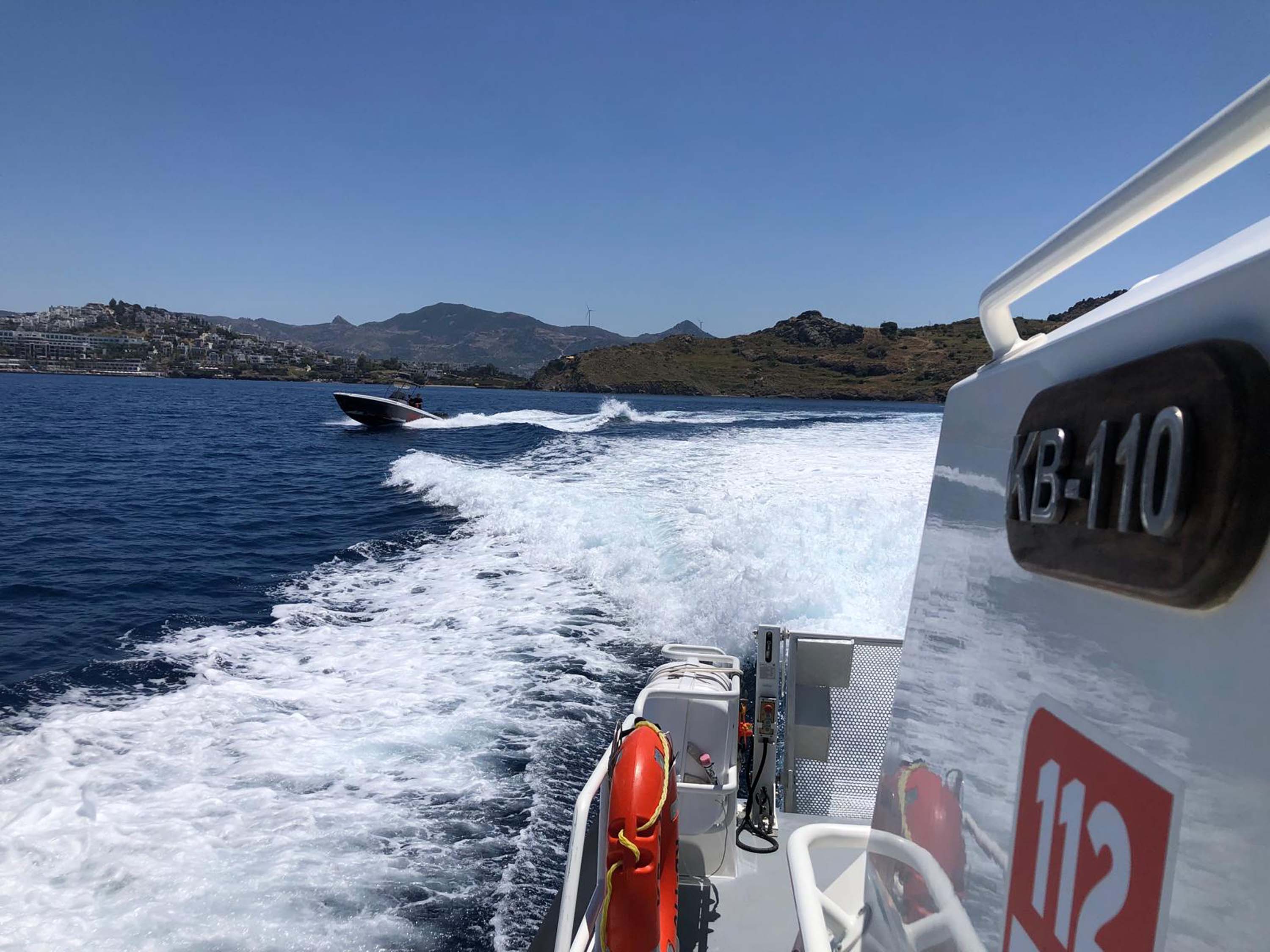 Bodrum'da 21 kaçak göçmen ile 3 organizatör yakalandı