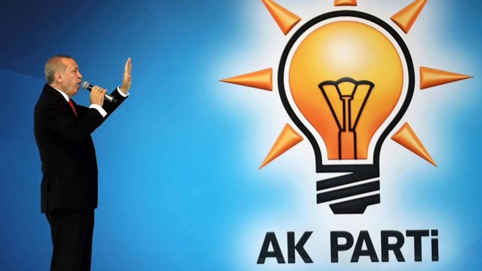 AKP'li vekiller TV'ye daha fazla çıkacak: Muhafazakâr Demokrasi Okulu kurulacak