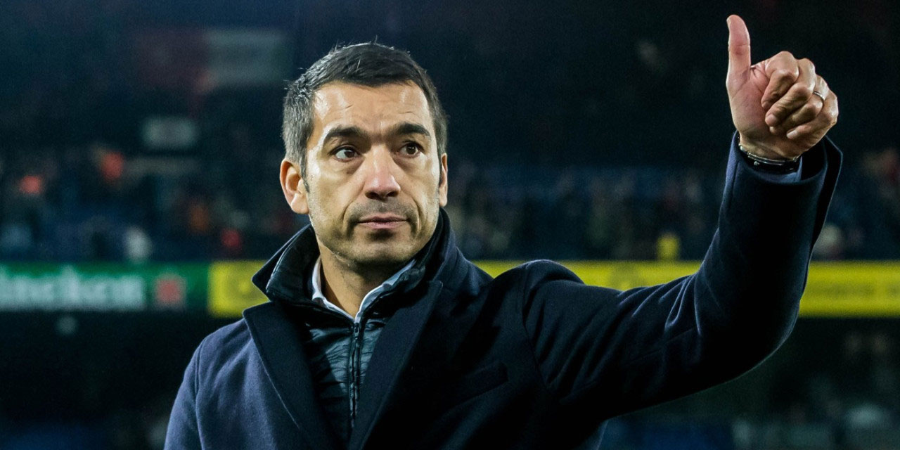 Beşiktaş Van Bronckhorst'u resmen açıkladı