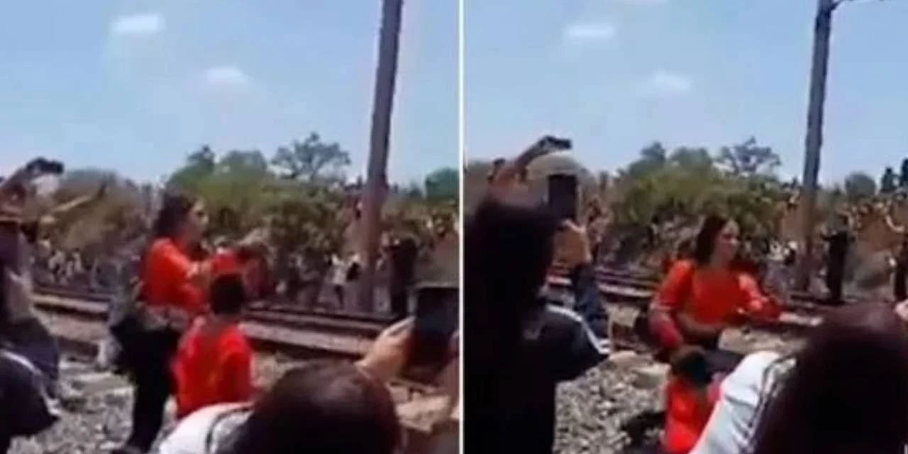 Tarihi tren önünde selfie çekilmek istedi; hayatını kaybetti