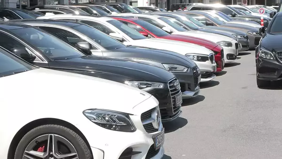 Yeni Gümrük Vergisi Resmi Gazete'de: Çin'den ithal araçlara yüzde 40 ek vergi!
