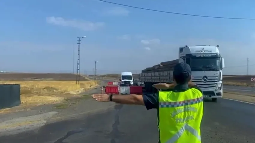 Ali Yerlikaya duyurdu: 1 haftada 260 çakar yakalandı