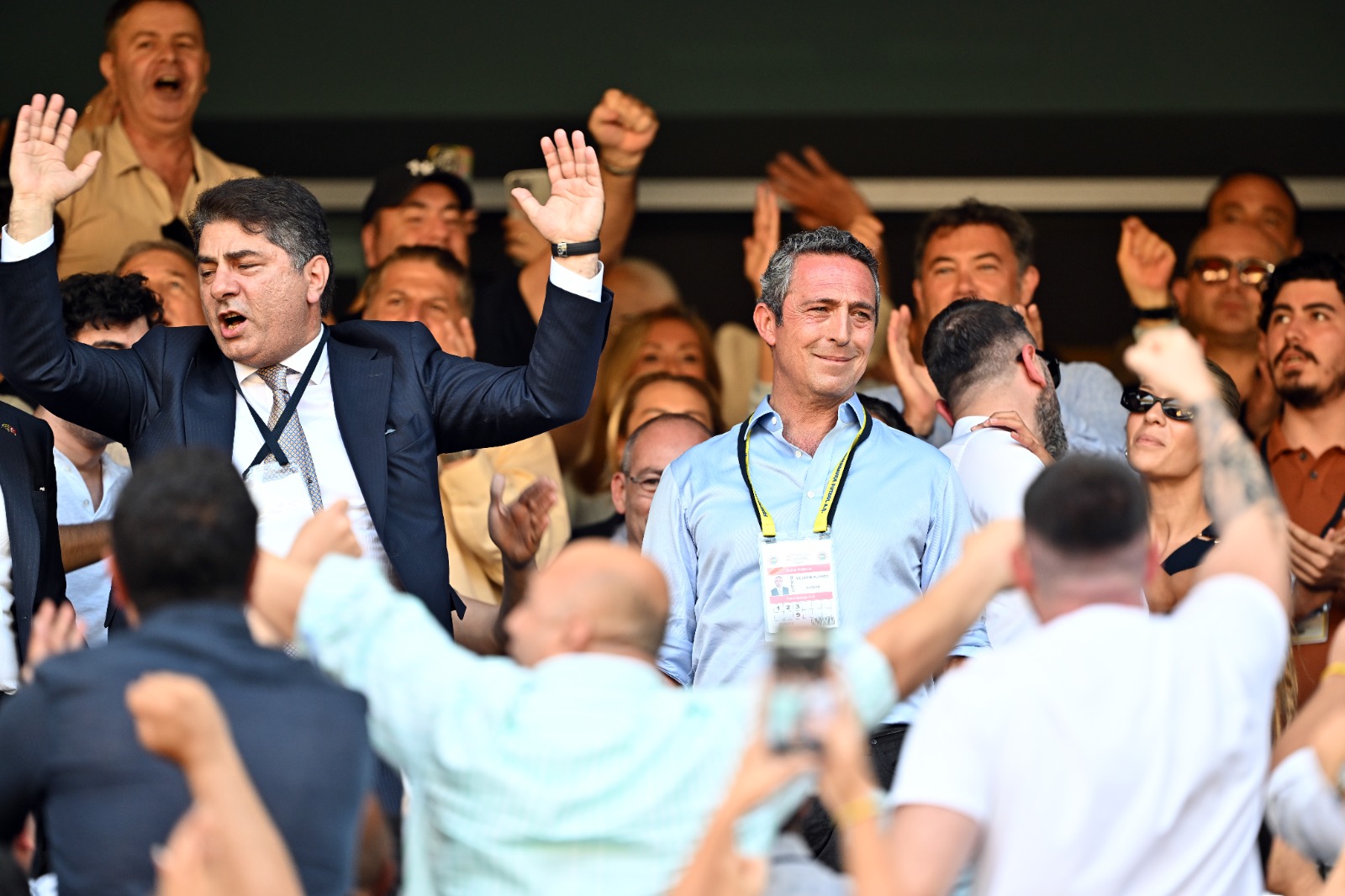 Fenerbahçe’de tarihi seçim; Ali Koç üst üste 3. kez başkan seçildi
