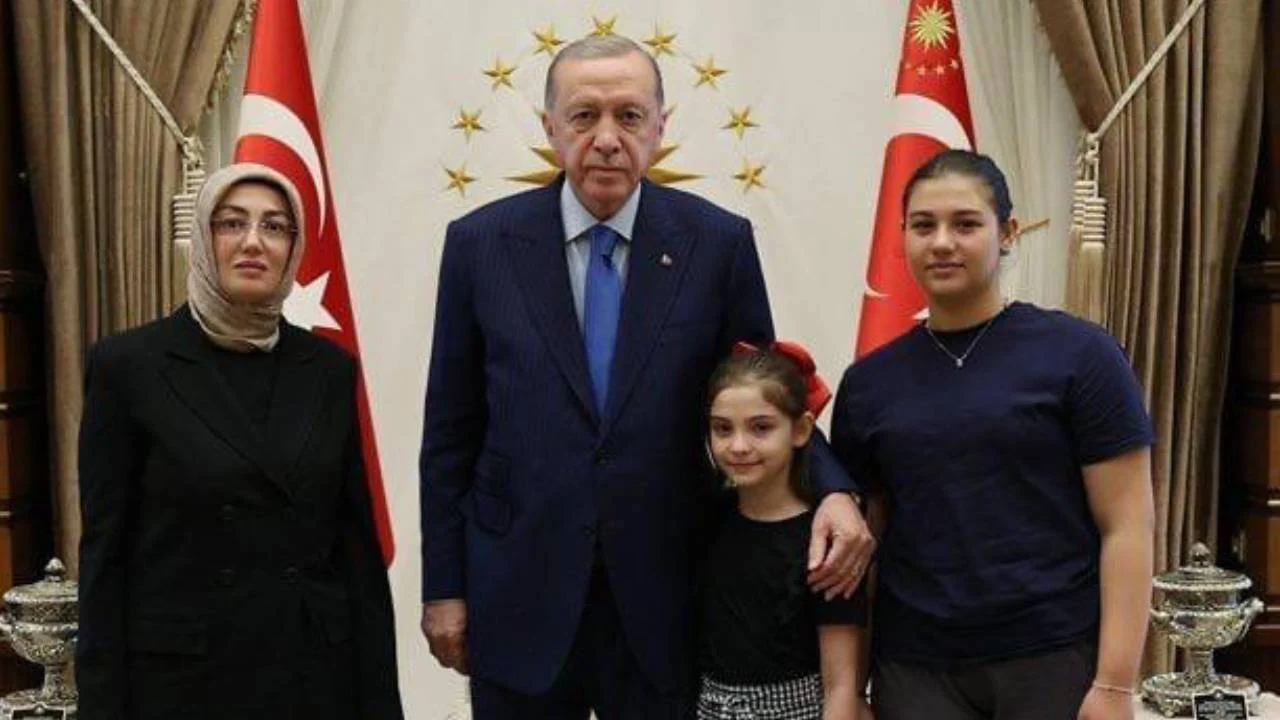 Abdulkadir Selvi, Erdoğan ile Ayşe Ateş görüşmesini değerlendirdi: Sinan Ateş davasında yeni bir dönem başlıyor