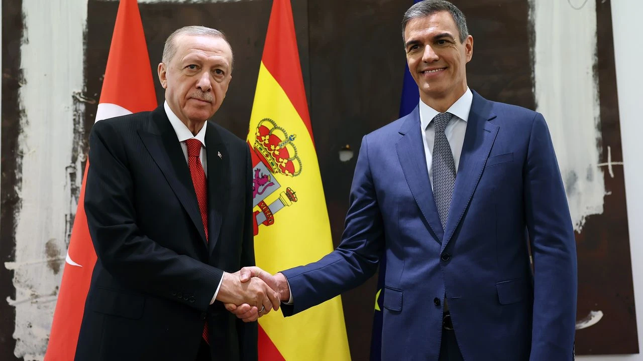 Erdoğan, Demirtaş ve Kavala'yı soran gazeteciye çıkıştı: 'Başını sallama'