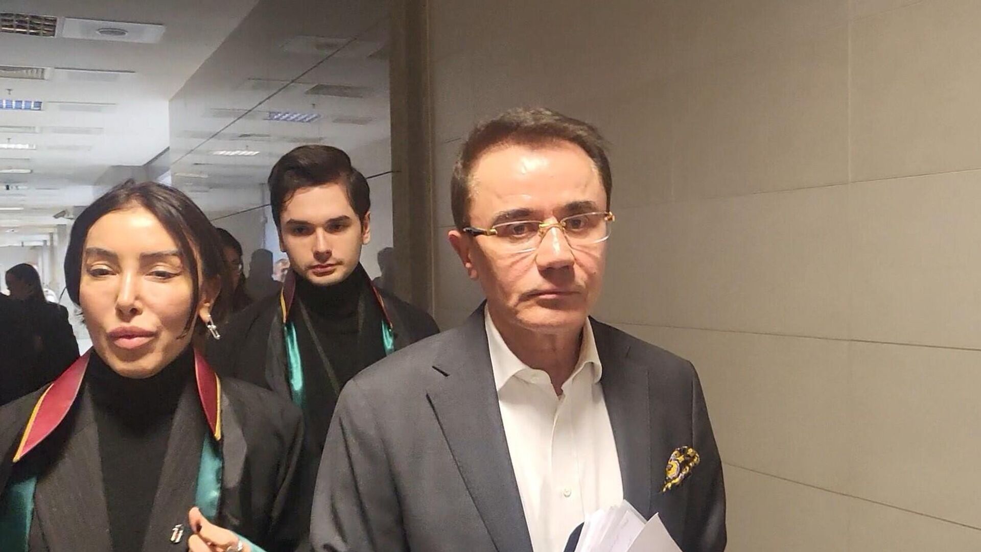 Oğluna istismar suçuyla yargılanan Ender Saraç hakkında beraat talebi