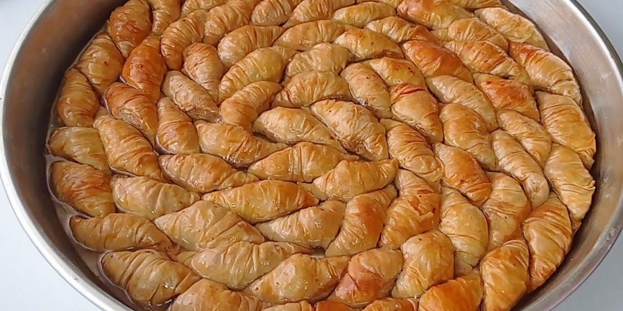 Baklava yapmak bu kadar kolay olmamıştı. İşte kendi baklavanızı yapmanın en kolay yolu