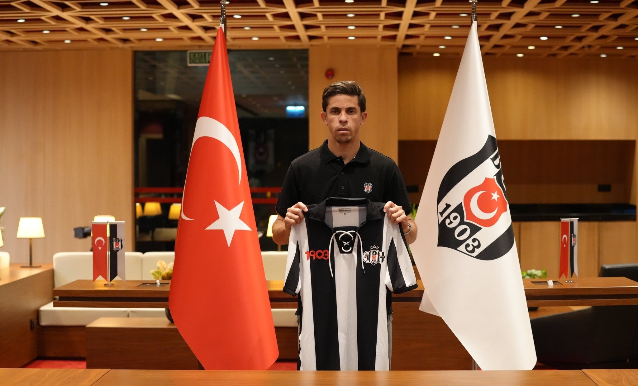 Beşiktaş’ta Paulista şoku