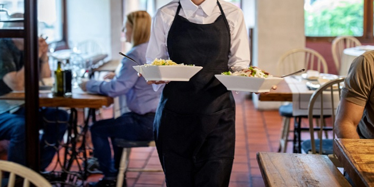 Sosyal medyada tepkilere neden olan iş ilanı: Günde 10 saat, aylık 13 bin lira