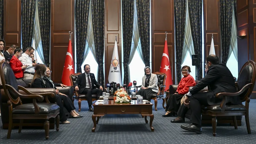 CHP ve AKP bayramlaşmasında asgari ücret vurgusu: Umarım müjdeyi verirsiniz