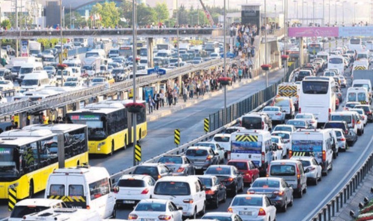 İstanbul'da 'bayram dönüşü' yoğunluğu başladı