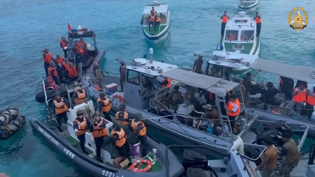 Filipinler, Çin ile yaşanan gerginliğin görüntülerini paylaştı