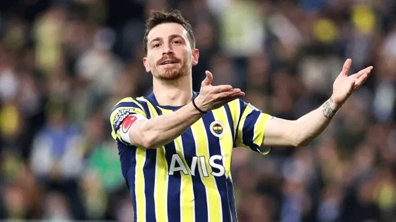 Fenerbahçe elendi, Mert Hakan isyan etti: Böyle oynayanın takımda yeri olamaz