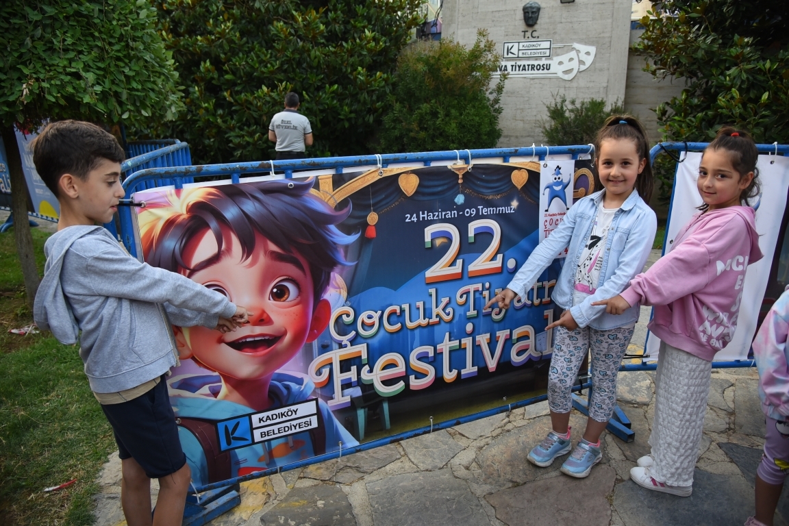 Kadıköy’de ‘Çocuk Tiyatro Festivali’ başladı