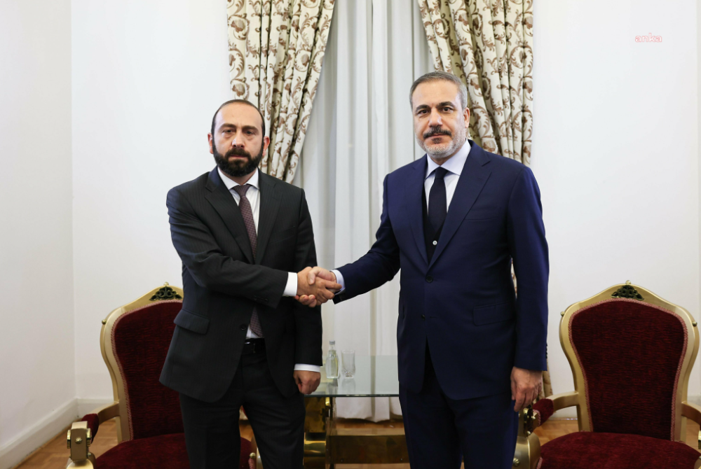 Dışişleri Bakanı Fidan, Ermenistan Dışişleri Bakanı Mirzoyan ile görüştü