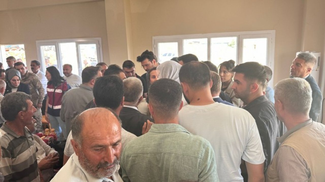 Diyarbakır’daki taziye ziyaretinde bakan yardımcısına tepki