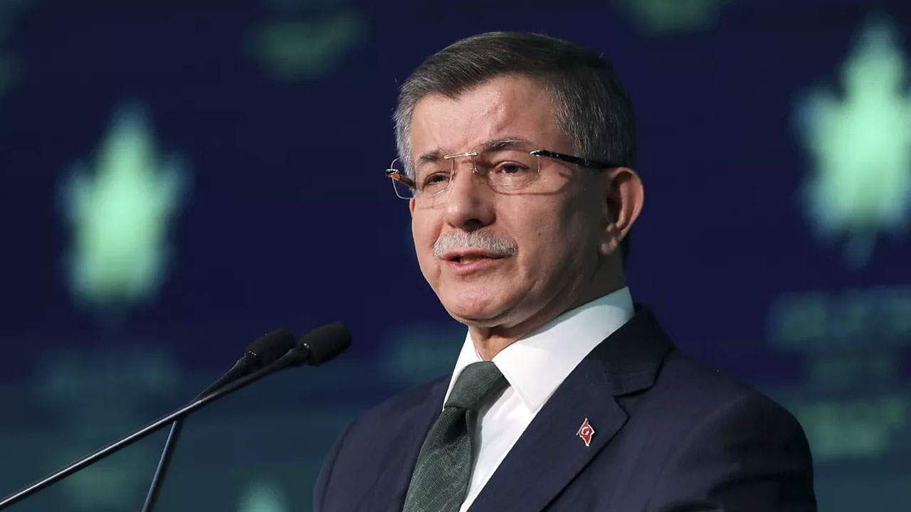 Davutoğlu'na 'Tiran' daveti: "Batı Balkanlar ve Gelecek Jeopolitik Zorluklar" toplantısına katılacak