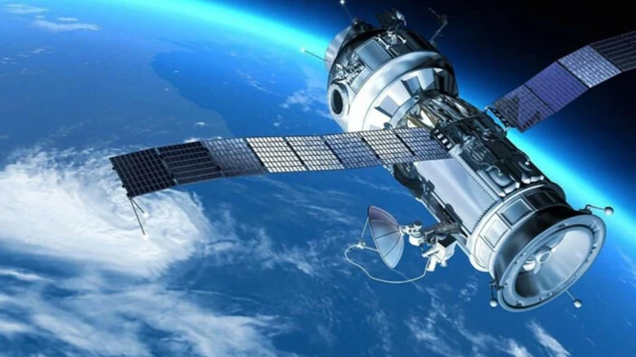 Bakan Uraloğlu duyurdu: Türksat 6A uydusu uzaya ne zaman gönderilecek ?